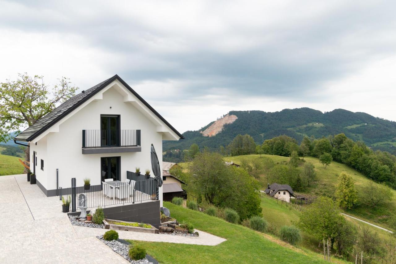 Tanja S Holiday Home In Nature With Sauna And Hot Tub Gorica pri Slivnici Exterior photo