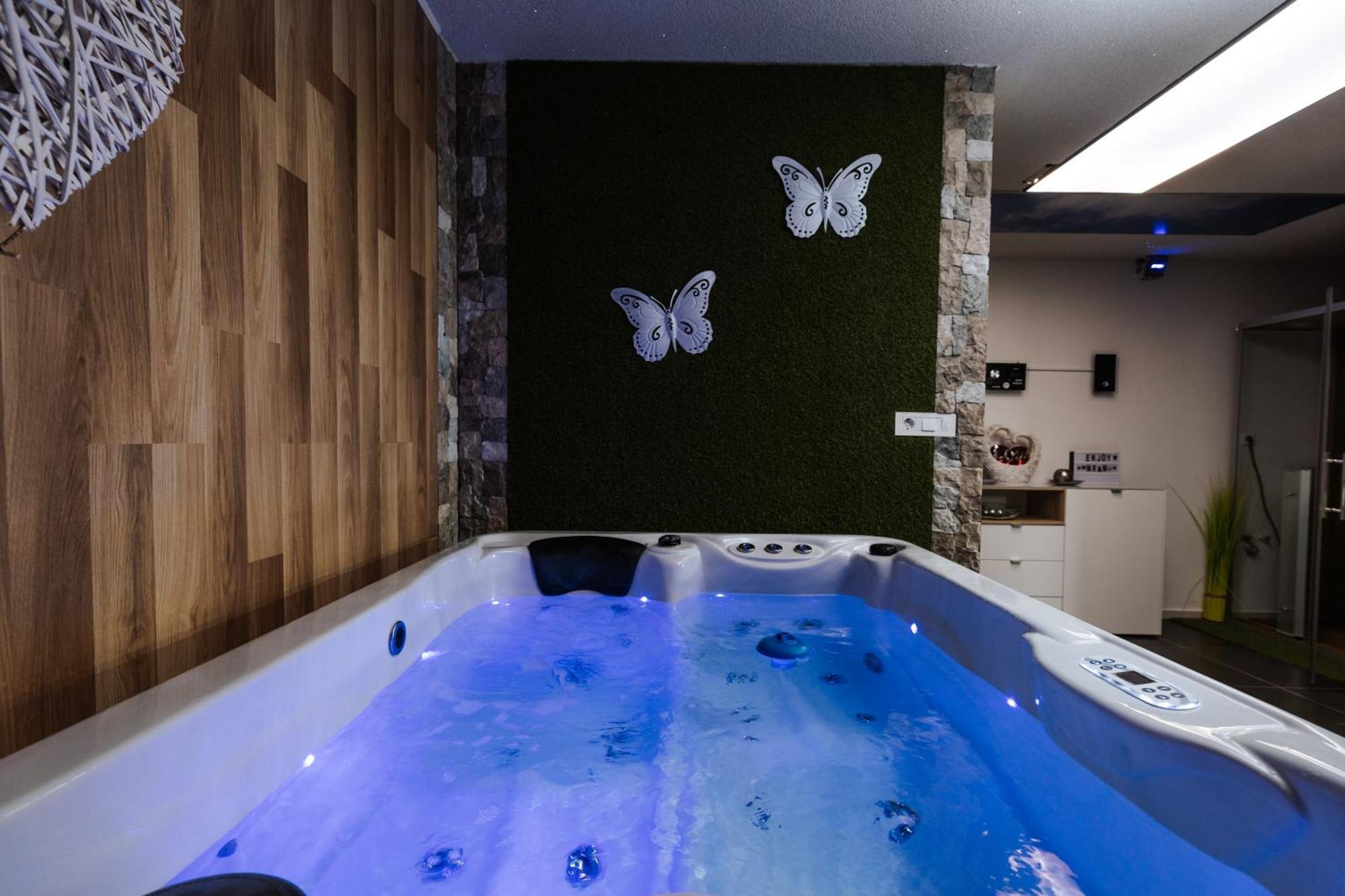 Tanja S Holiday Home In Nature With Sauna And Hot Tub Gorica pri Slivnici Exterior photo